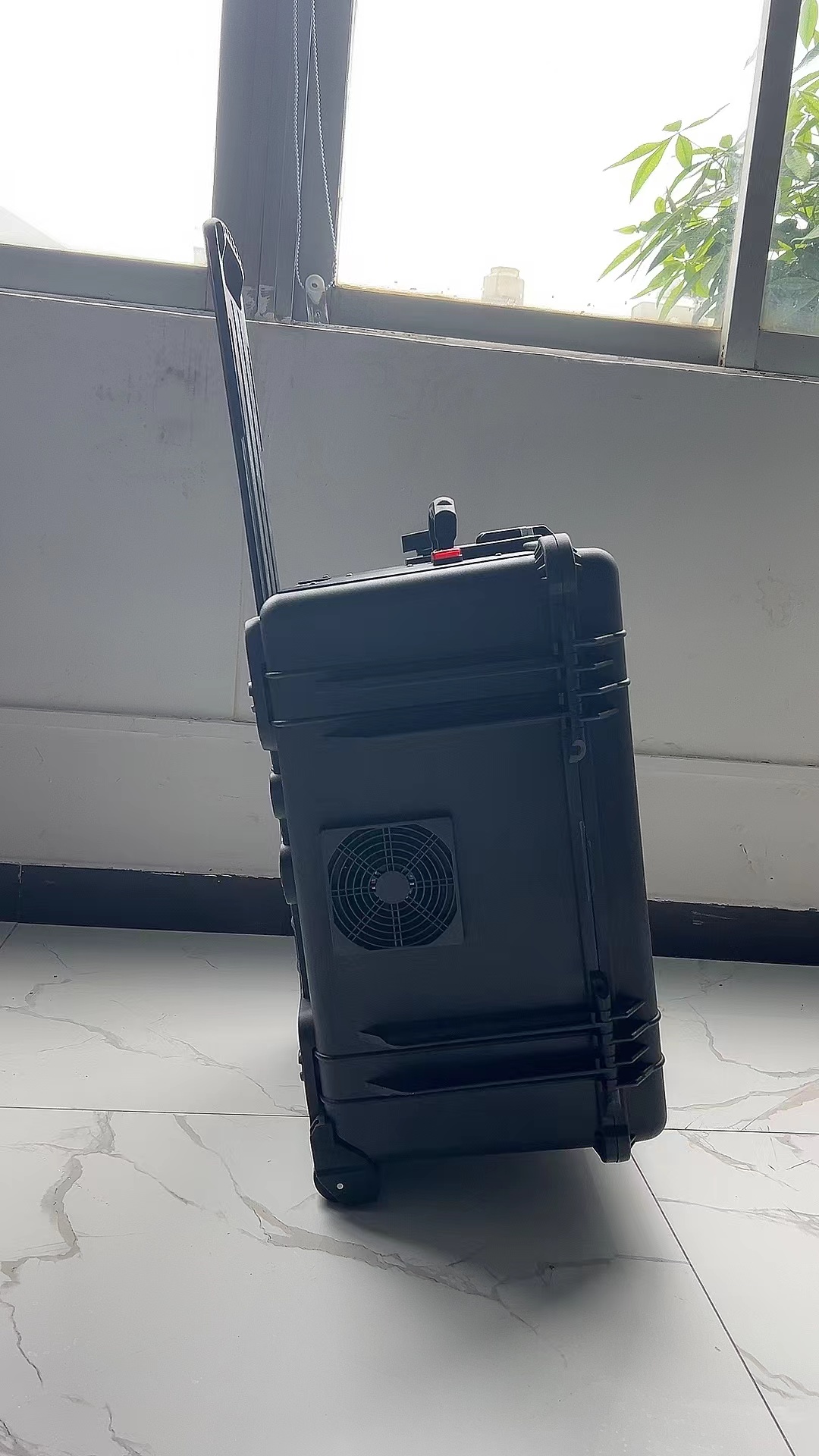 缙云手拉箱型移动通信干扰器